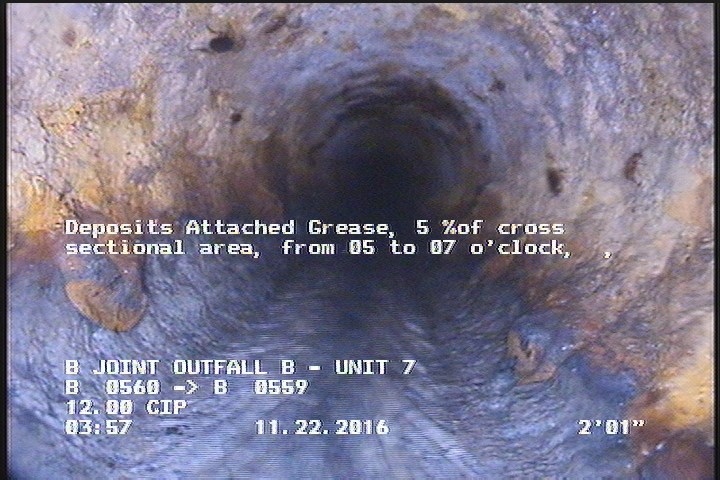 Deposits Attached Grease, 5 %of cross sectional area, from 05 to 07 o'clock, , within 8 inches of joint: YES, Start