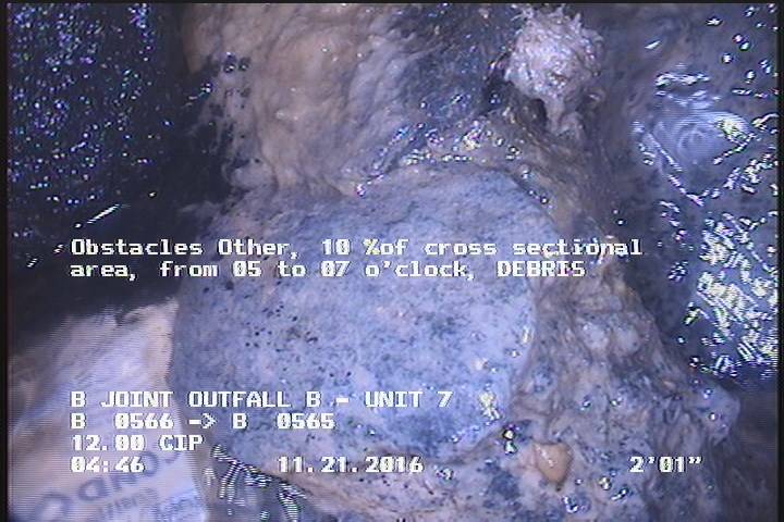 Obstacles Other, 10 %of cross sectional area, from 05 to 07 o'clock - DEBRIS