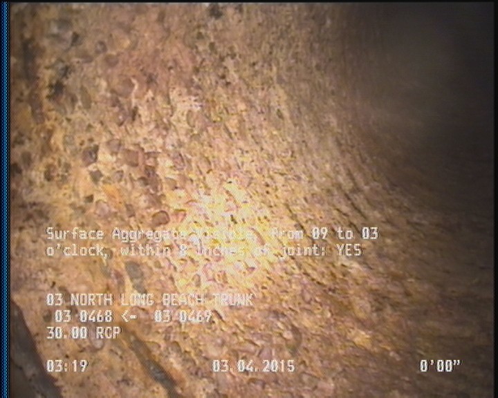 Surface Aggregate Visible, from 09 to 03 o'clock, within 8 inches of joint: YES
