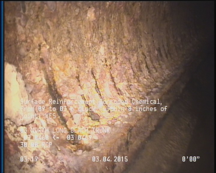 Surface Reinforcement Corroded Chemical, from 09 to 03 o'clock, within 8 inches of joint: YES