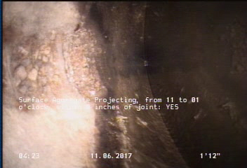 Surface Aggregate Projecting, from 11 to 01 o'clock, within 8 inches of joint: YES