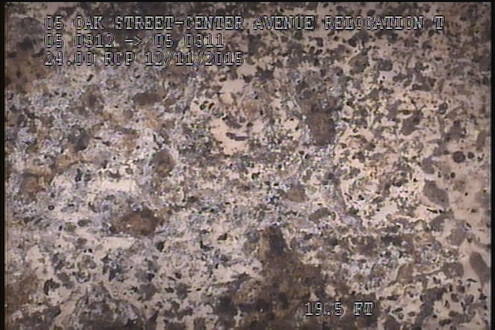 Surface Aggregate Visible, from 11 to 01 o'clock, within 8 inches of joint: YES - MODERATE AGG
