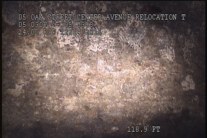 Surface Spalling, from 08 to 04 o'clock, within 8 inches of joint: YES