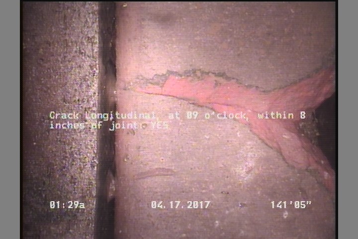 Crack Longitudinal, at 09 o'clock, within 8 inches of joint: YES