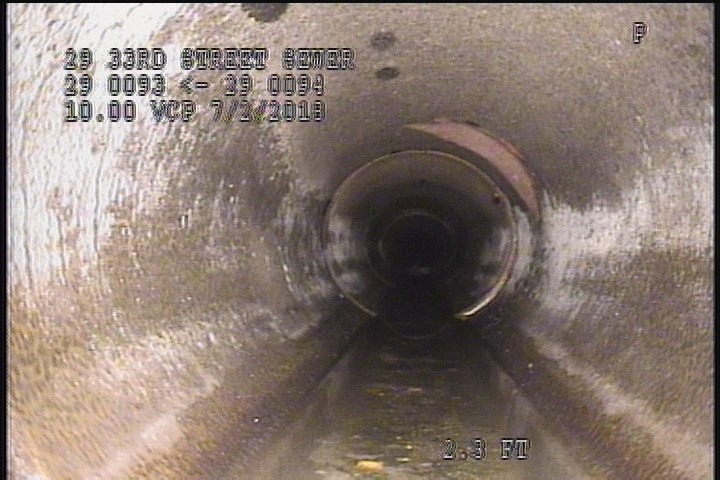 Surface Spalling, from 08 to 04 o'clock, within 8 inches of joint: YES, Start