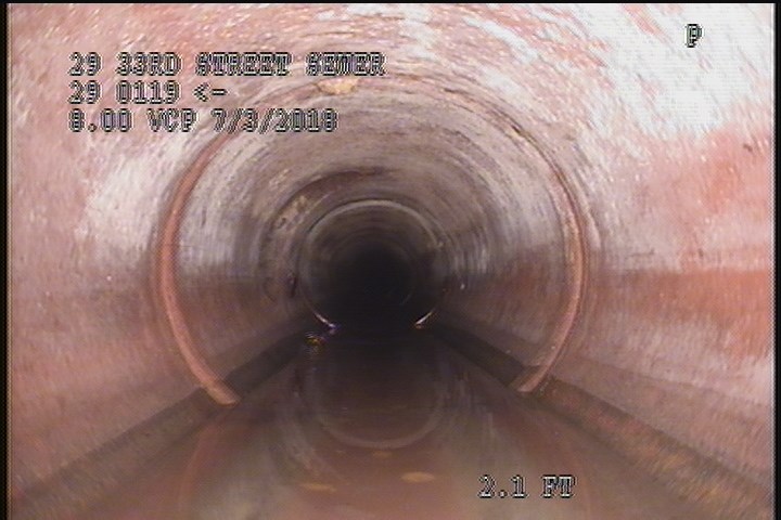 Surface Spalling, from 08 to 04 o'clock, within 8 inches of joint: YES, Start
