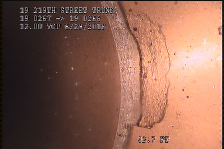 Surface Spalling, at 12 o'clock, within 8 inches of joint: YES