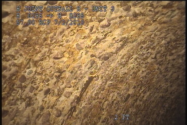 Surface Reinforcement Visible, from 11 to 12 o'clock, within 8 inches of joint: YES