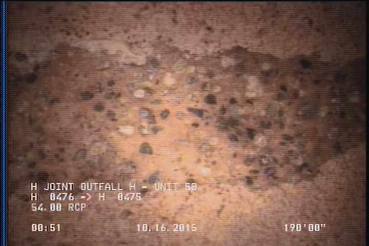 Surface Aggregate Projecting, from 08 to 04 o'clock, within 8 inches of joint: YES, Start
