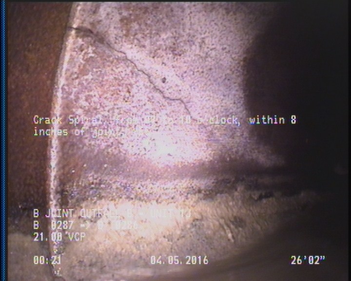 Crack Spiral, from 09 to 10 o'clock, within 8 inches of joint: YES