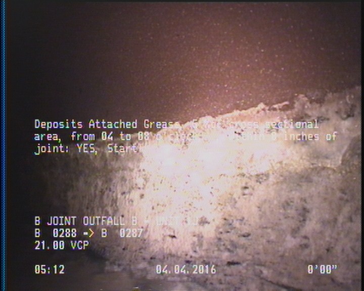 Deposits Attached Grease, 5 %of cross sectional area, from 04 to 08 o'clock, , within 8 inches of joint: YES, Start