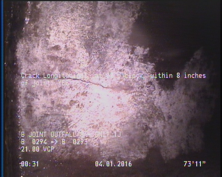 Crack Longitudinal, at 09 o'clock, within 8 inches of joint: YES