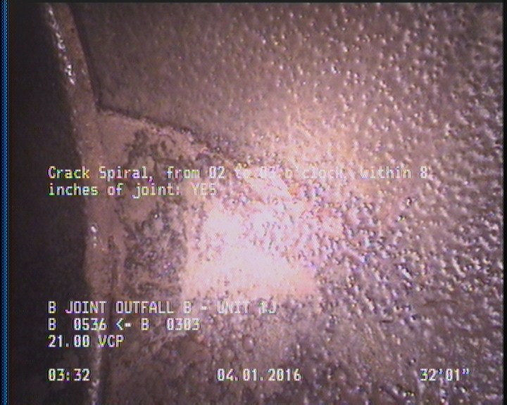 Crack Spiral, from 02 to 03 o'clock, within 8 inches of joint: YES