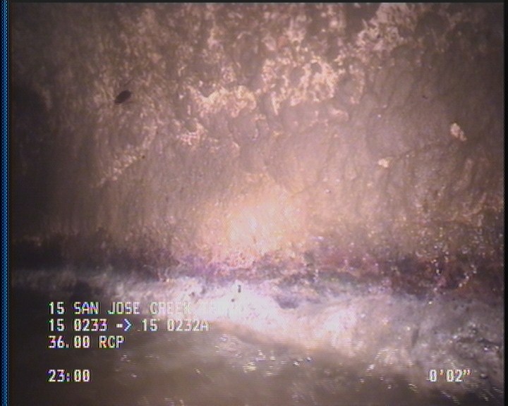 Deposits Attached Grease, 5 %of cross sectional area, from 04 to 08 o'clock, , within 8 inches of joint: YES, Start