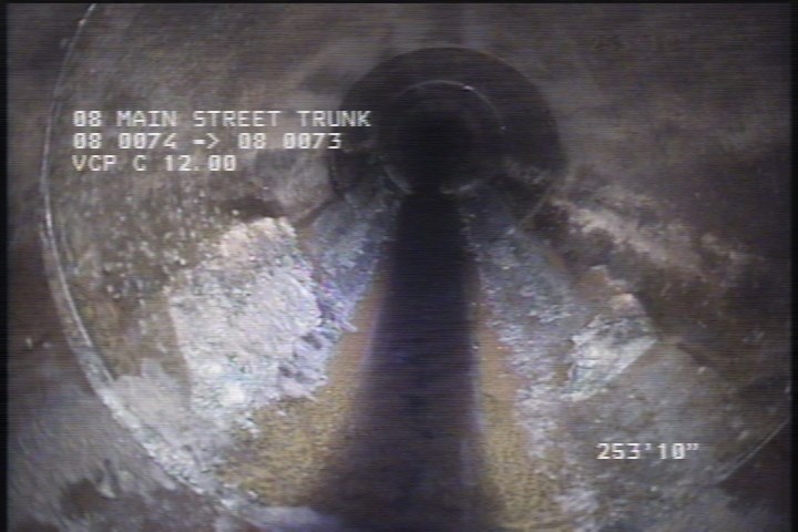 Deposits Settled Other, 2 %of cross sectional area, from 04 to 08 o'clock, , within 8 inches of joint: YES - SCALE