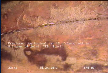 Fracture Longitudinal, at 12 o'clock, within 8 inches of joint: YES, Start