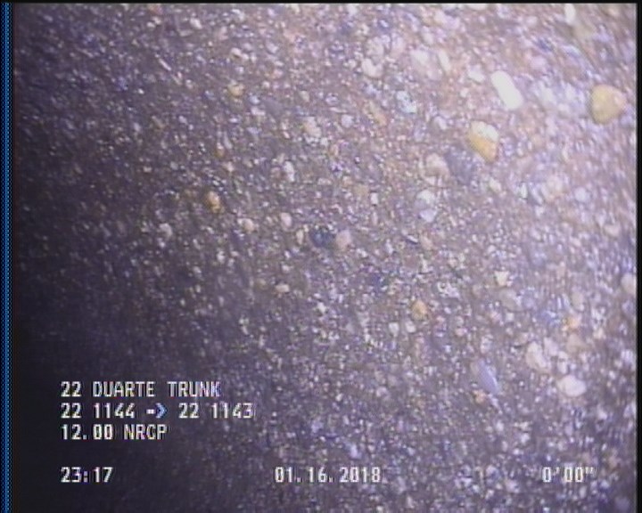 Surface Aggregate Projecting, from 07 to 05 o'clock, within 8 inches of joint: YES, Start