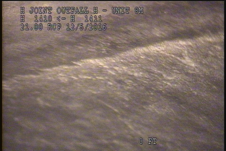 Surface Spalling, from 10 to 02 o'clock, within 8 inches of joint: NO - SLIGHT FLAKING