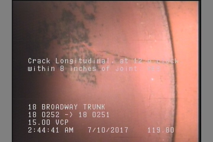 Crack Longitudinal, at 12 o'clock, within 8 inches of joint: YES