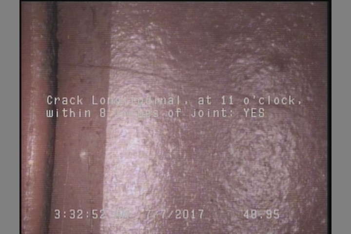 Crack Longitudinal, at 11 o'clock, within 8 inches of joint: YES