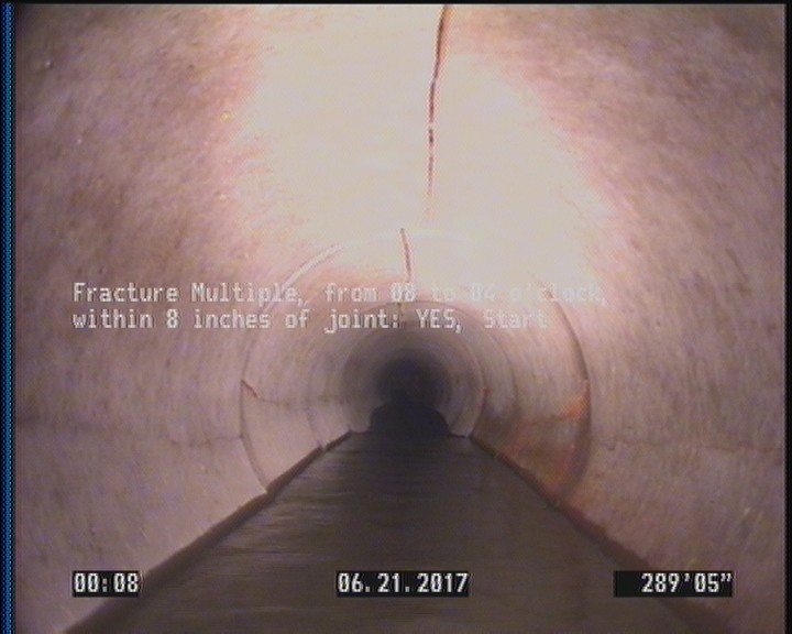 Fracture Multiple, from 08 to 04 o'clock, within 8 inches of joint: YES, Start