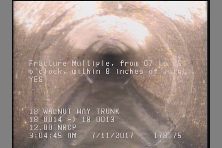 Fracture Multiple, from 07 to 05 o'clock, within 8 inches of joint: YES