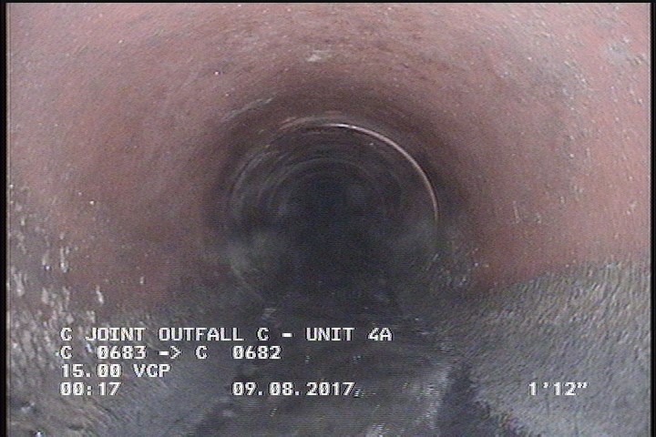 Deposits Attached Grease, 5 %of cross sectional area, from 04 to 08 o'clock, , within 8 inches of joint: YES, Start