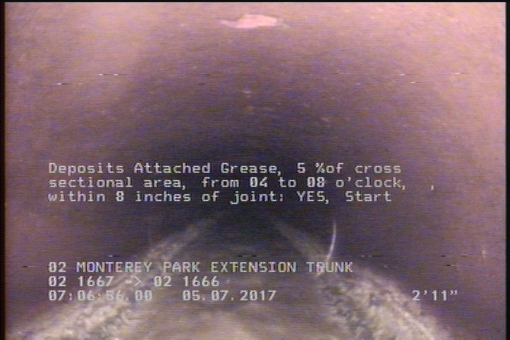 Deposits Attached Grease, 5 %of cross sectional area, from 04 to 08 o'clock, , within 8 inches of joint: YES, Start