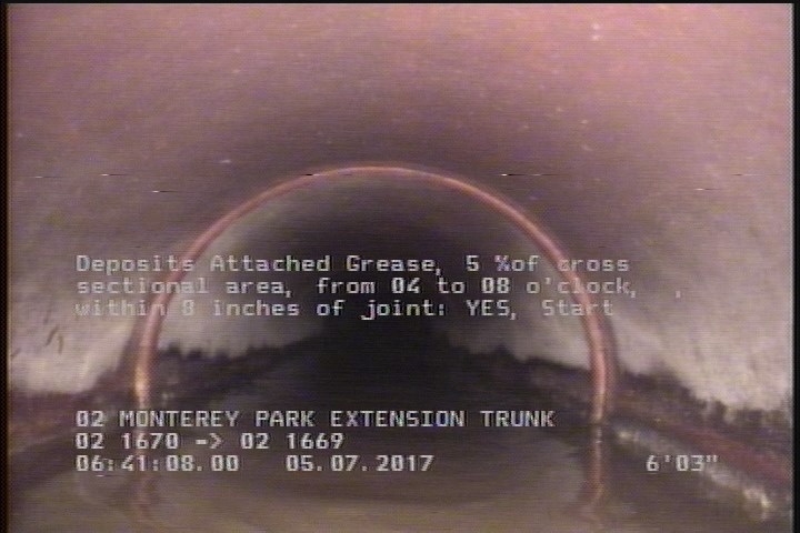 Deposits Attached Grease, 5 %of cross sectional area, from 04 to 08 o'clock, , within 8 inches of joint: YES, Start