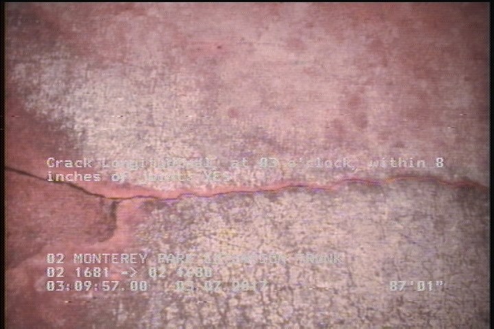 Crack Longitudinal, at 03 o'clock, within 8 inches of joint: YES