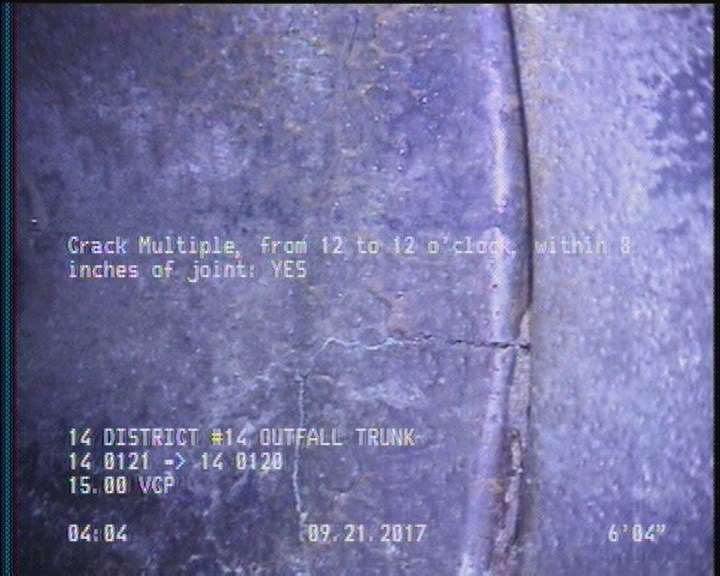 Crack Multiple, from 12 to 12 o'clock, within 8 inches of joint: YES