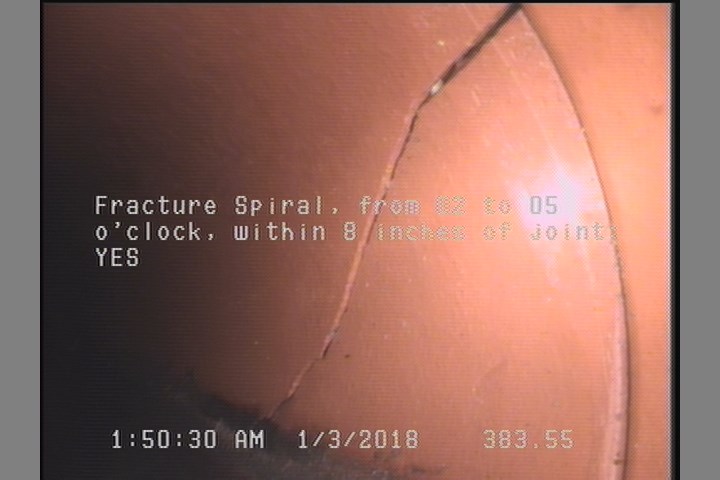 Fracture Spiral, from 02 to 05 o'clock, within 8 inches of joint: YES