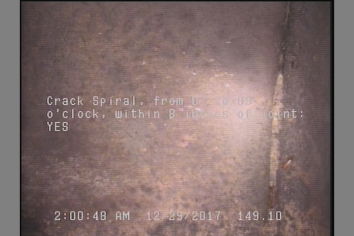 Crack Spiral, from 07 to 09 o'clock, within 8 inches of joint: YES