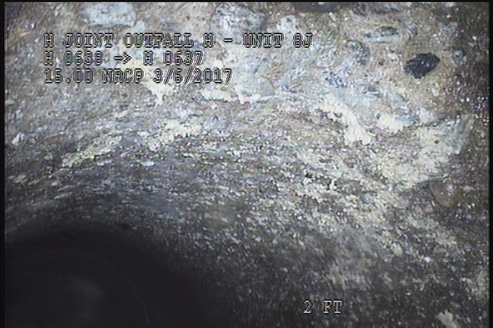 Surface Spalling, from 08 to 04 o'clock, within 8 inches of joint: YES