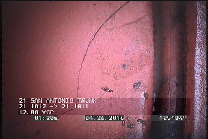 Crack Multiple, from 07 to 05 o'clock, within 8 inches of joint: YES, Start