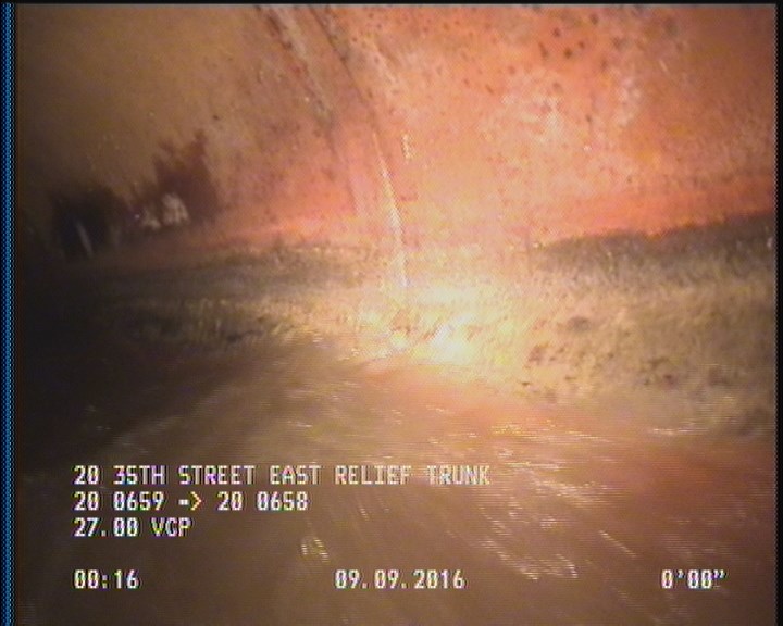Deposits Attached Grease, 5 %of cross sectional area, from 04 to 08 o'clock, , within 8 inches of joint: YES, Start