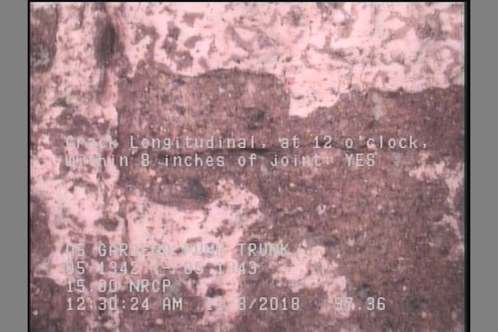 Crack Longitudinal, at 12 o'clock, within 8 inches of joint: YES