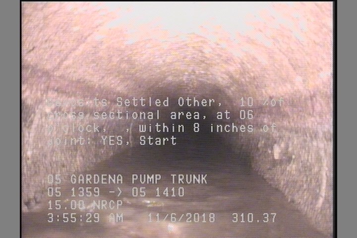Deposits Settled Other, 10 %of cross sectional area, at 06 o'clock, , within 8 inches of joint: YES, Start