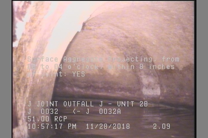 Surface Aggregate Projecting, from 08 to 04 o'clock, within 8 inches of joint: YES