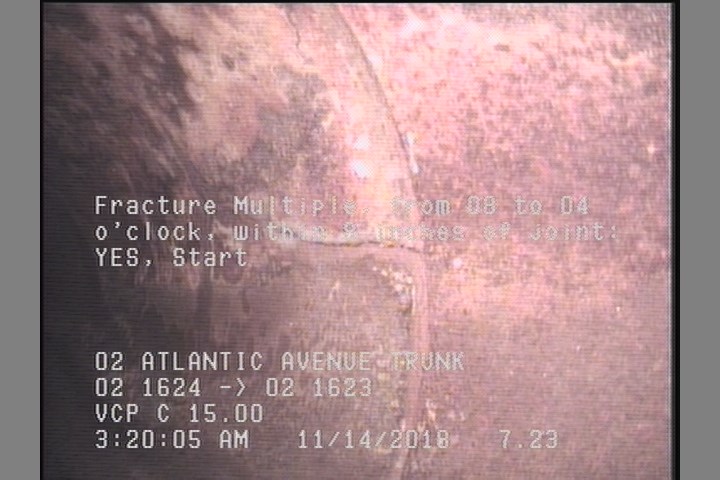 Fracture Multiple, from 08 to 04 o'clock, within 8 inches of joint: YES, Start