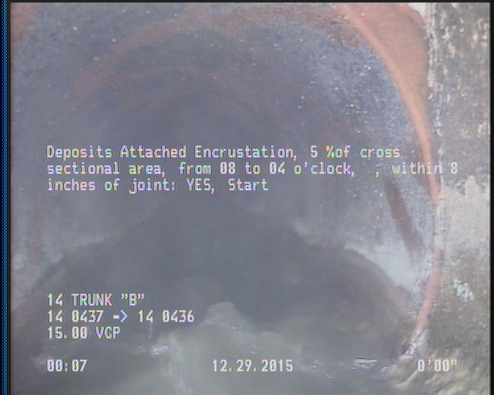 Deposits Attached Encrustation, 5 %of cross sectional area, from 08 to 04 o'clock, , within 8 inches of joint: YES, Start