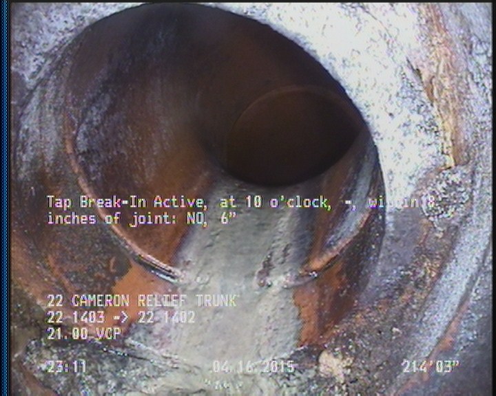 Tap Break-In Active, at 10 o'clock, -, within 8 inches of joint: NO, 6"