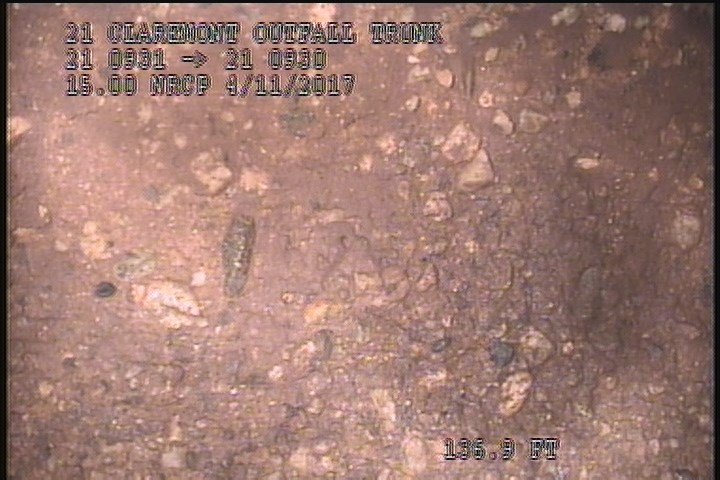 Surface Aggregate Projecting, from 08 to 04 o'clock, within 8 inches of joint: NO - SEVERE AGG