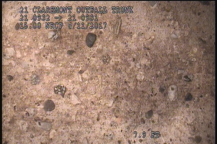 Surface Aggregate Projecting, from 08 to 04 o'clock, within 8 inches of joint: NO - SEVERE AGG