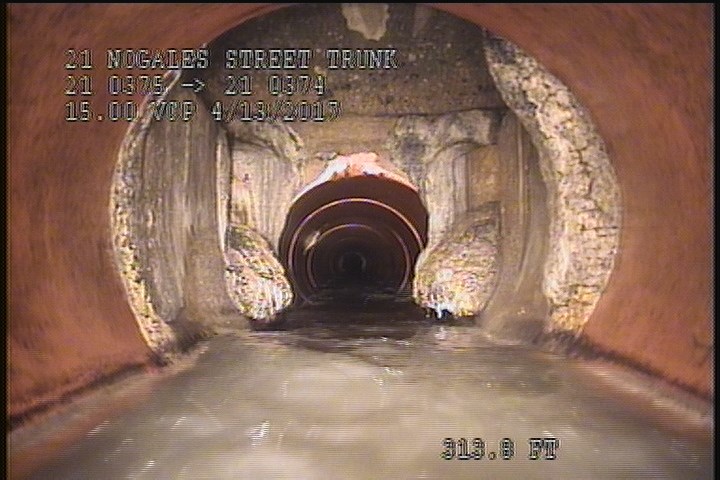 Deposits Attached Grease, 10 %of cross sectional area, from 08 to 04 o'clock, , within 8 inches of joint: YES