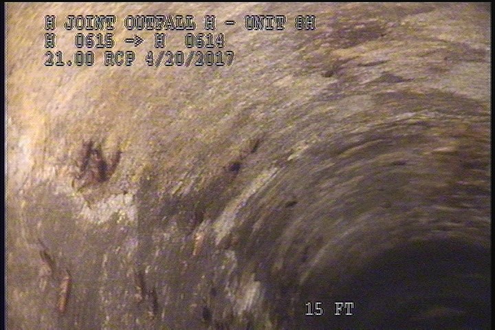 Surface Spalling, from 08 to 04 o'clock, within 8 inches of joint: YES, Finish - PEELING CONCRETE