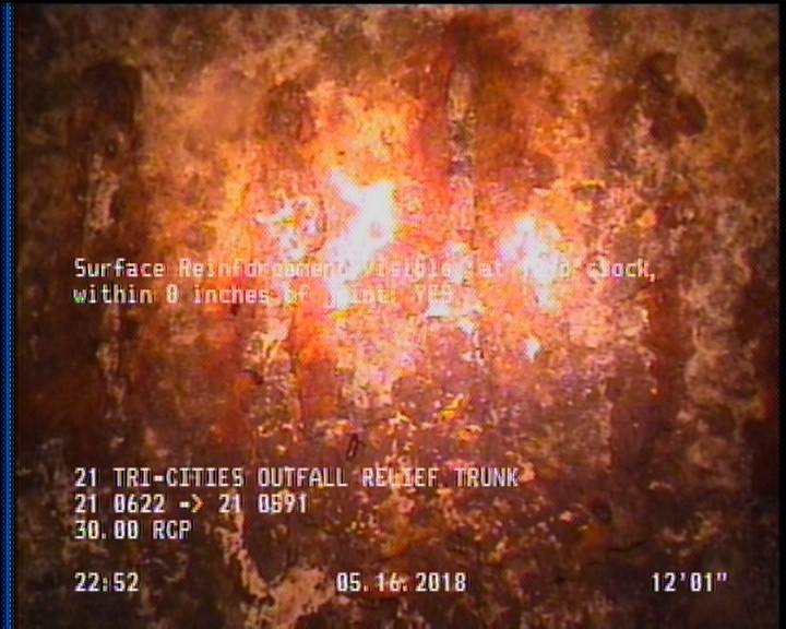 Surface Reinforcement Visible, at 12 o'clock, within 8 inches of joint: YES