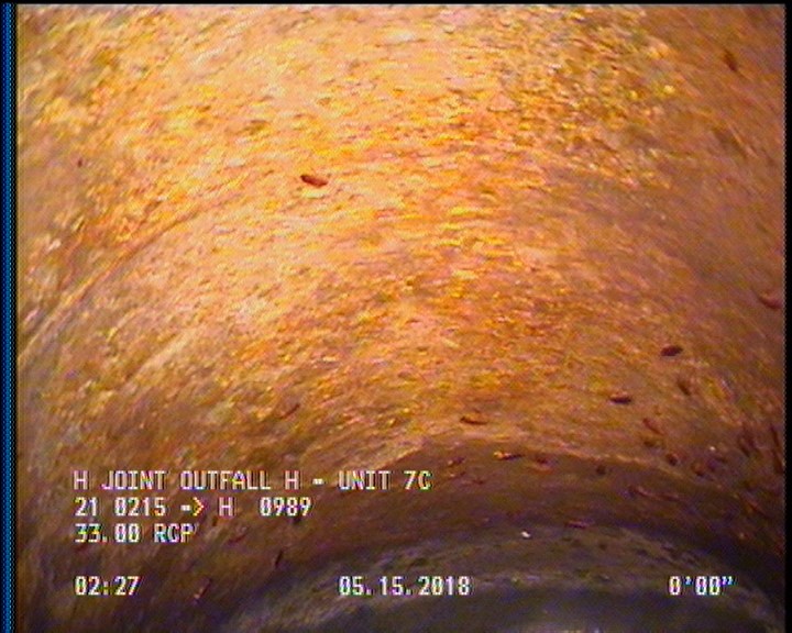 Surface Spalling, from 10 to 02 o'clock, within 8 inches of joint: YES