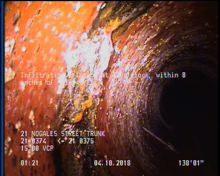 Infiltration Dripper, at 12 o'clock, within 8 inches of joint: YES