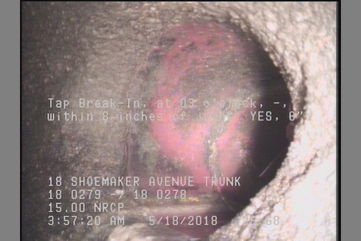 Tap Break-In, at 03 o'clock, -, within 8 inches of joint: YES, 6"